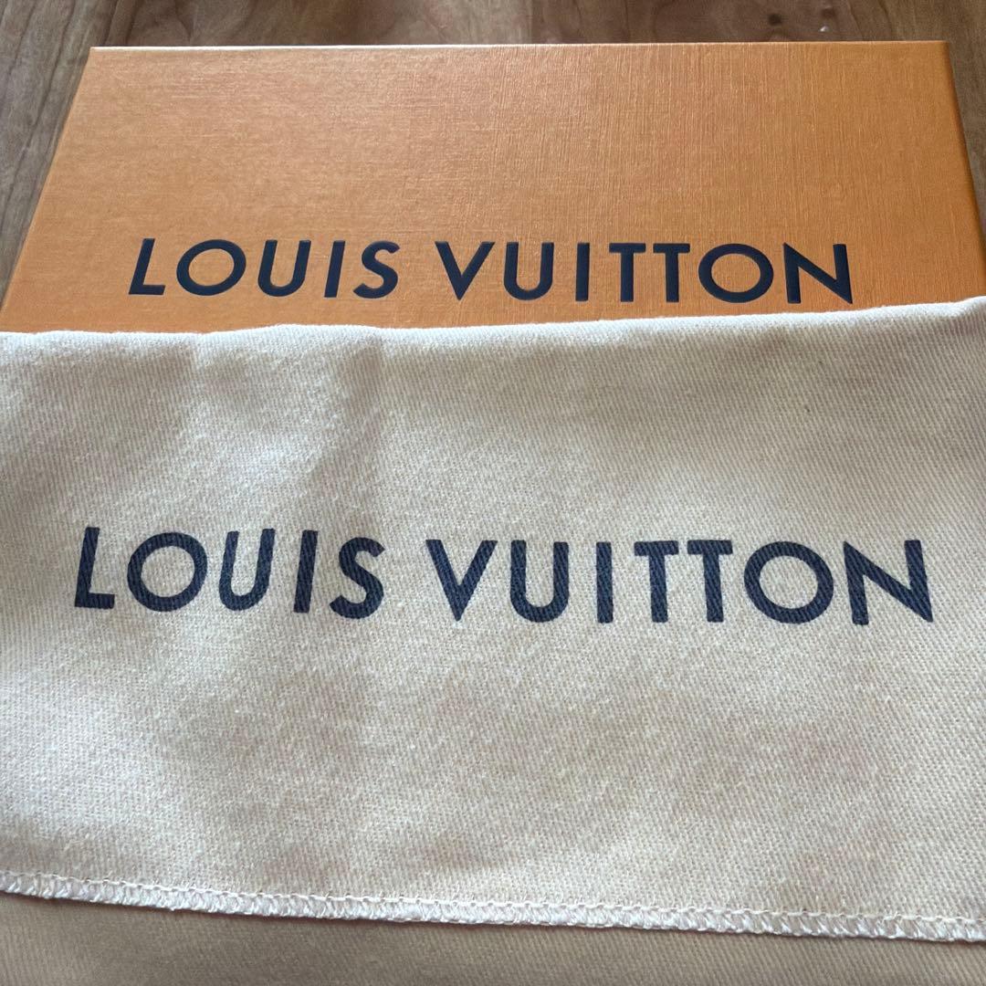 ルイ ヴィトン　 iPhone14 pro max ケース