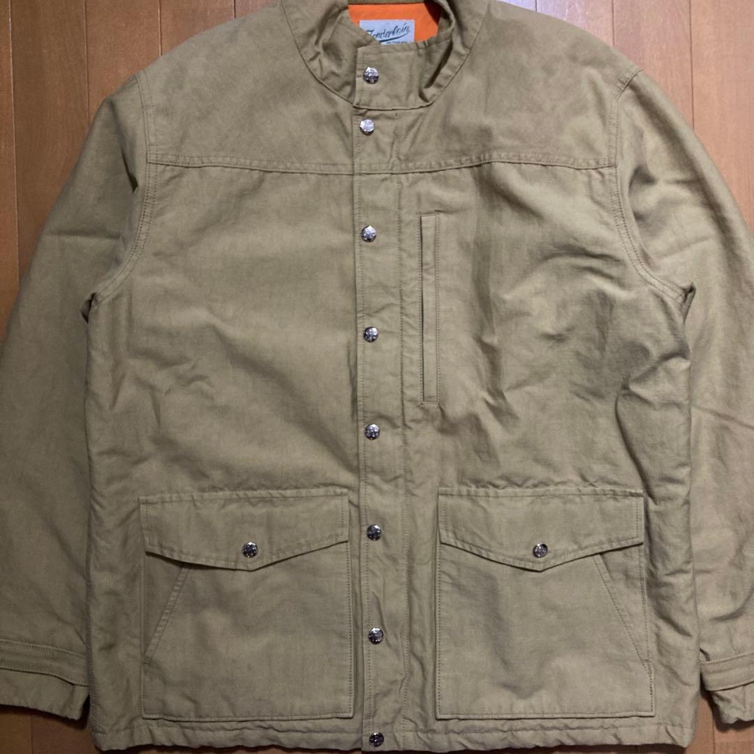 ベージュ　オレンジ　tenderloin テンダーロイン