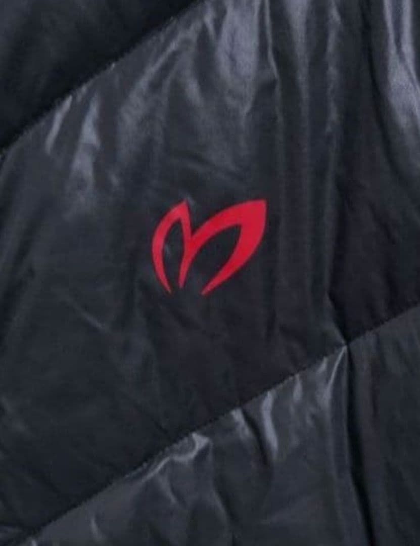 マスターバニー　ハイブリッド　ダウンジャケット　黒　レディース　2