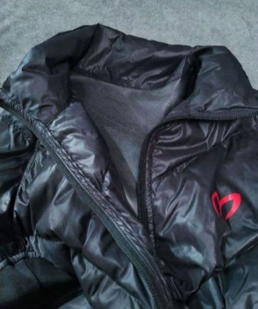 マスターバニー　ハイブリッド　ダウンジャケット　黒　レディース　2