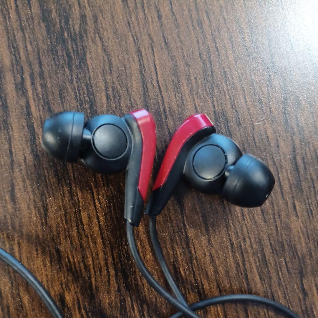 【美品】ソニー MDR-EX31BN ワイヤレスノイズキャンセリングイヤホン