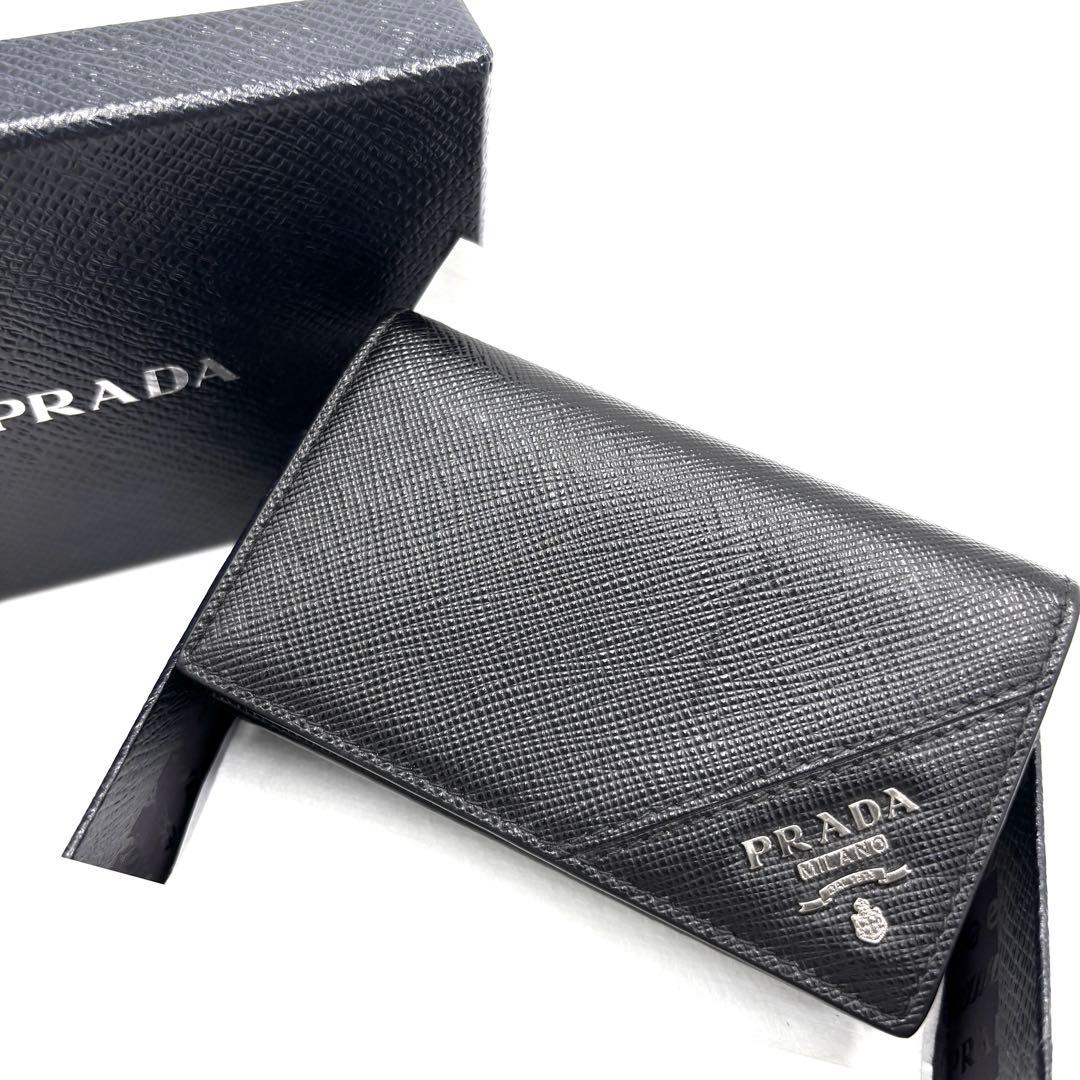 【極美品・RFIDモデル】プラダ 名刺入れ サフィアーノレザー メンズ 黒