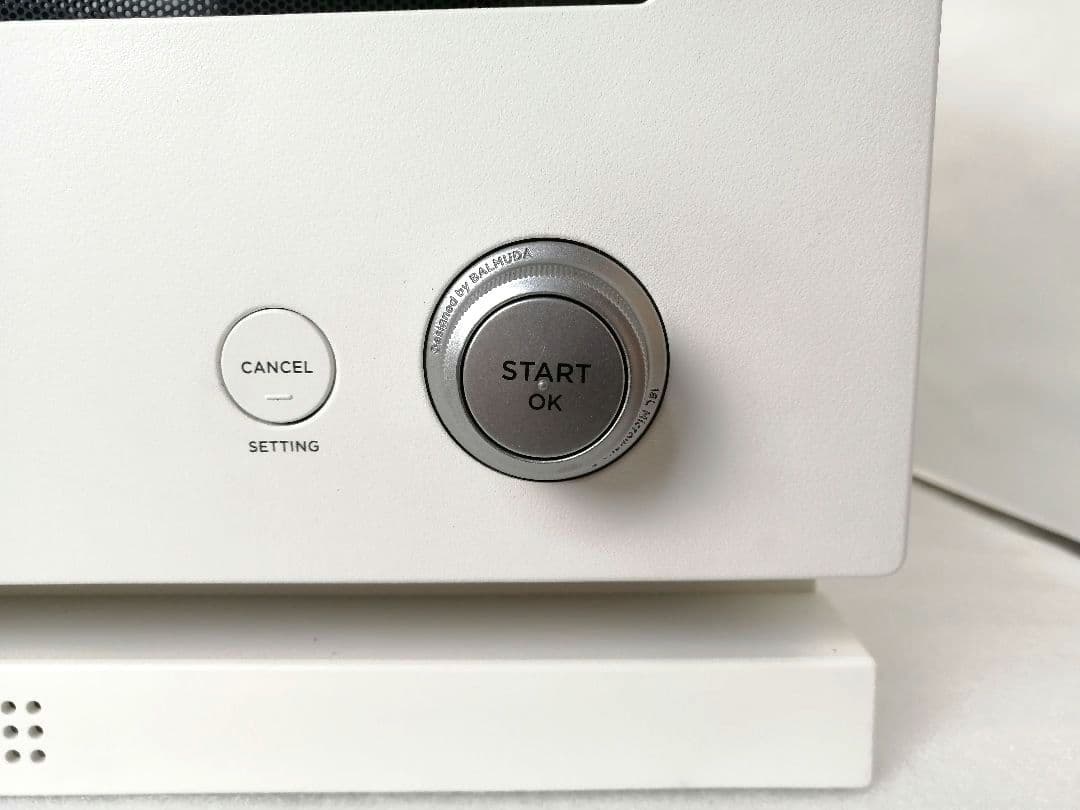 21年製 バルミューダデザイン　オーブンレンジ　ホワイト　010