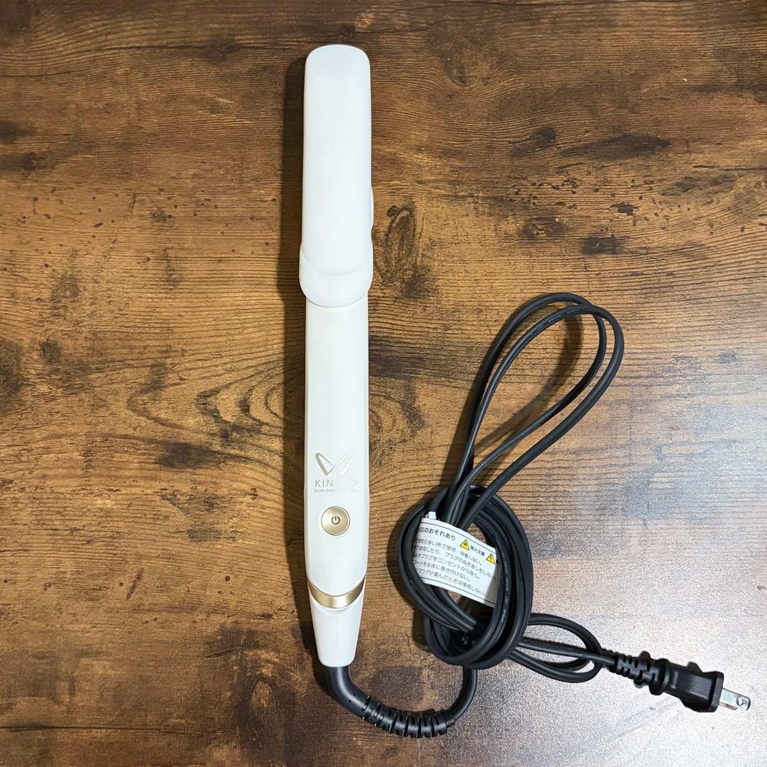 絹女 KANUJO ストレートヘアアイロン ホワイト