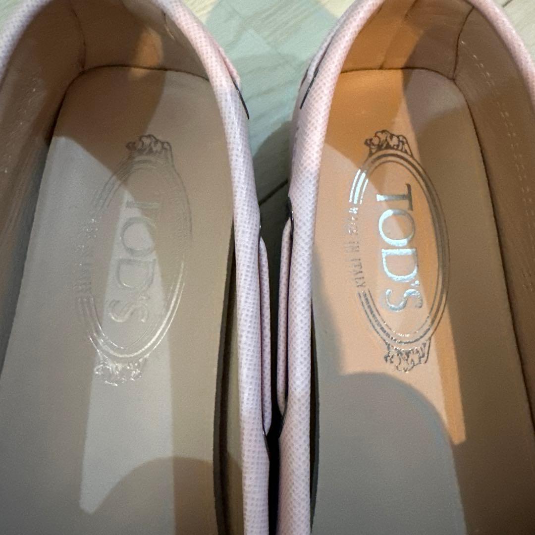 TOD'S ピンク ローファー新品同様