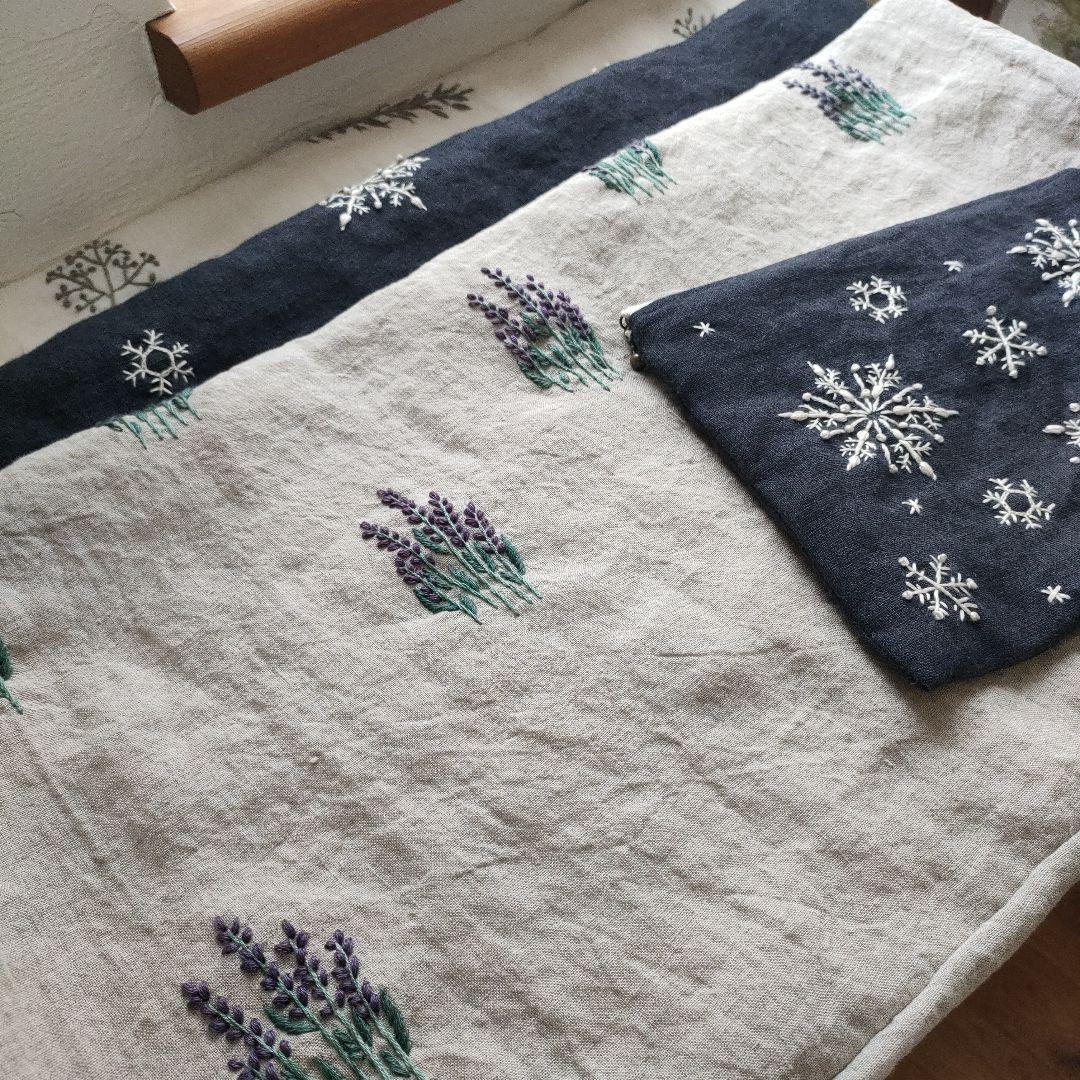 【桜坂美野様オーダー専用ページ】リネン刺繍　クッションカバー