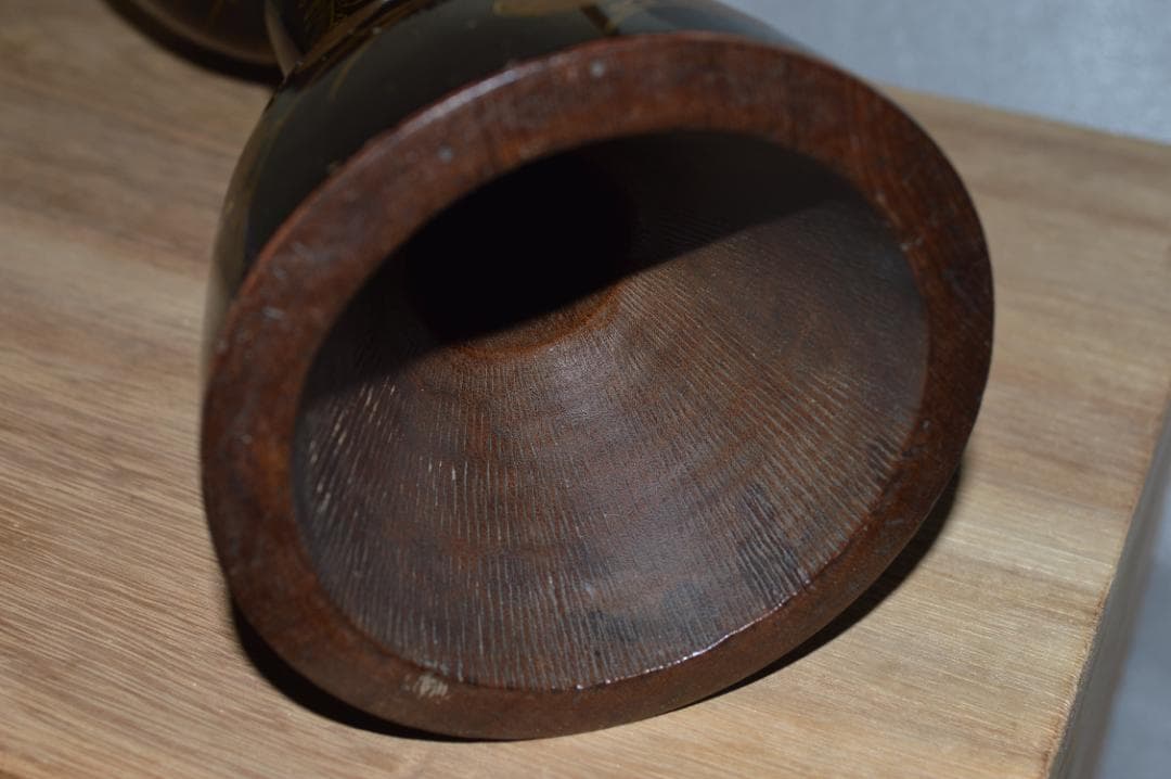 小鼓　胴内手彫　かんな目が美しい