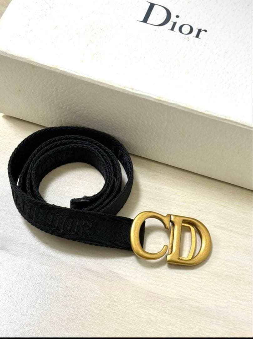 Dior CDロゴバックル 黒ベルト