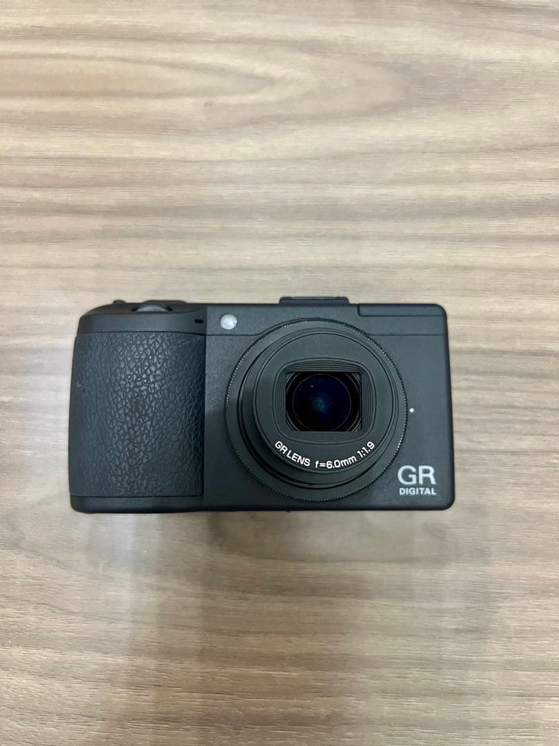 【美品】RICOH GR DIGITAL III コンパクトデジタルカメラ