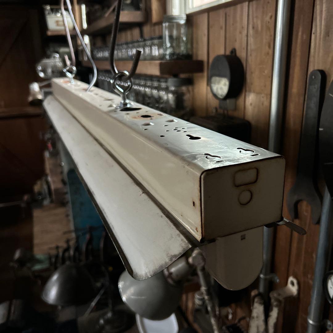 インダストリアル　ビンテージ　ランプ　1112