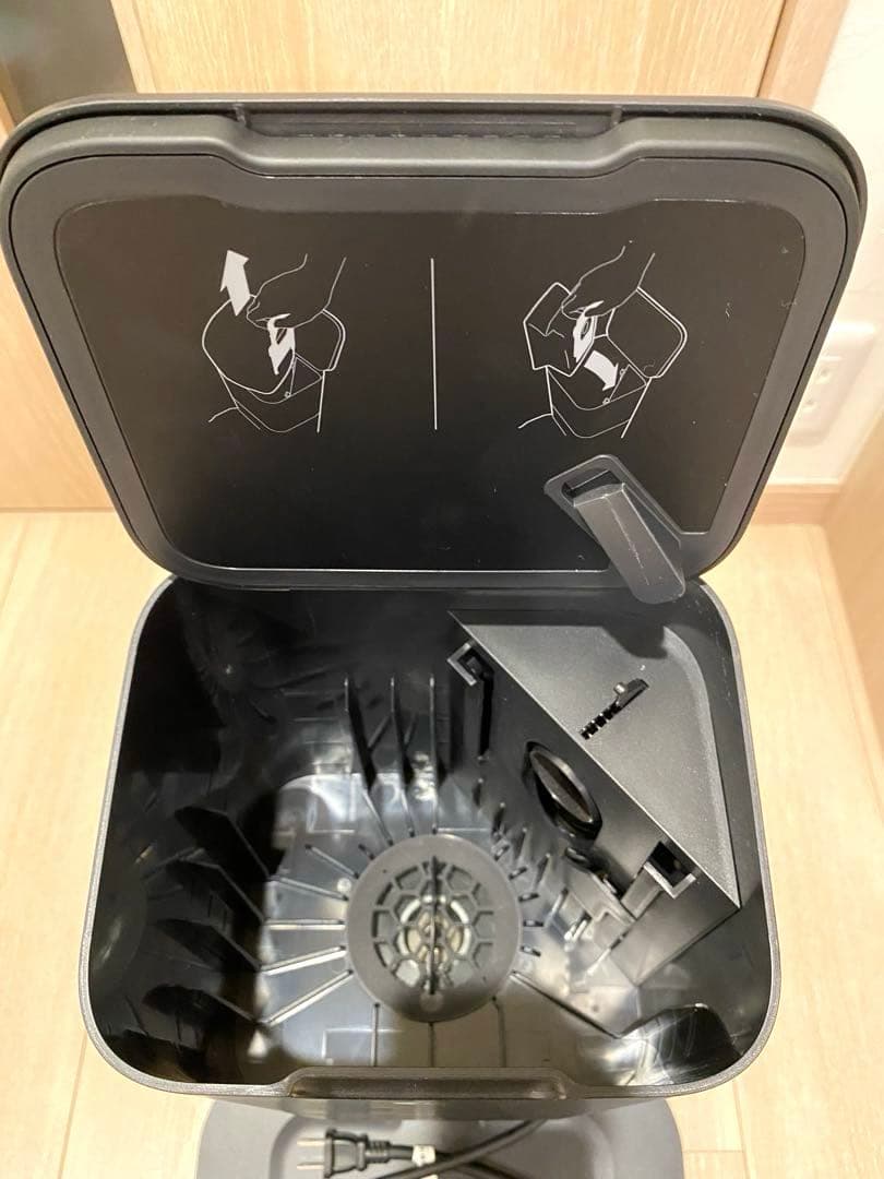 掃除機・クリーナー Roomba i3+