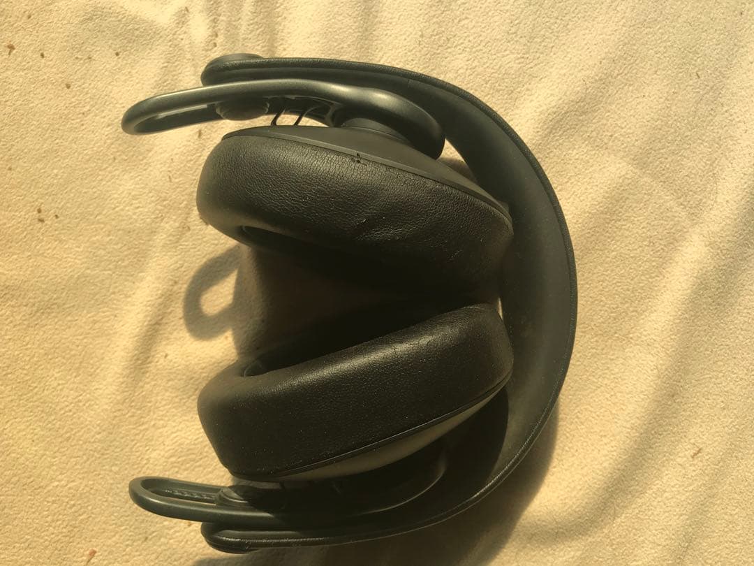 AKG K371 有線ヘッドホン