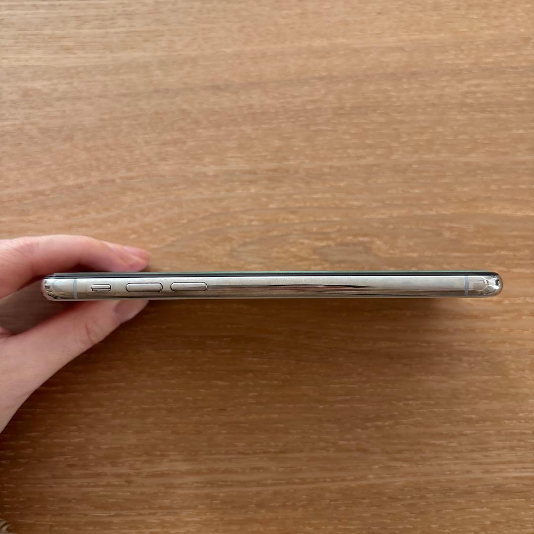Apple iPhone XSシルバー 512GB SIMフリー