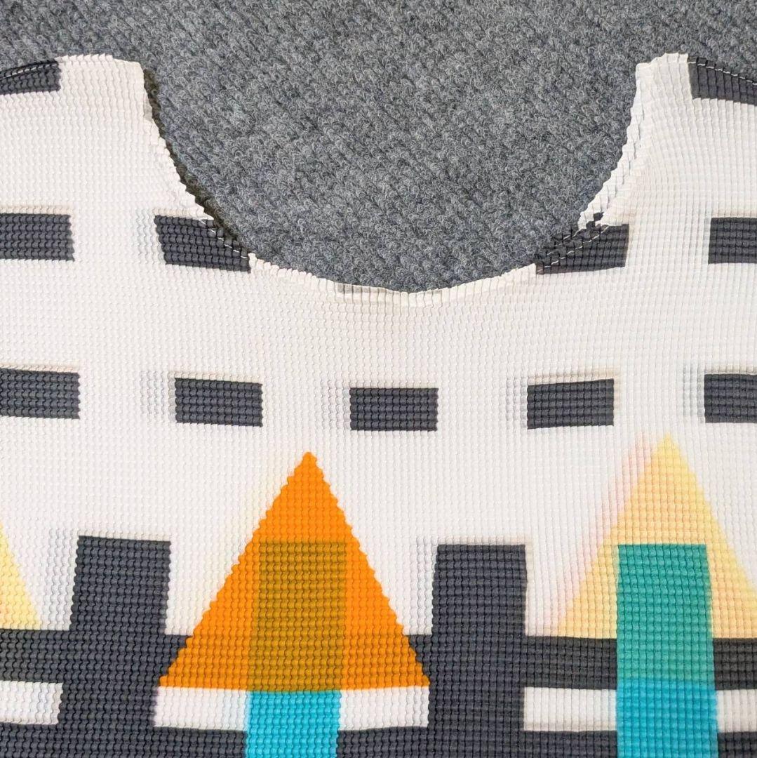 ミーバイイッセイミヤケ 半袖カットソー プリーツ 総柄 幾何学模様