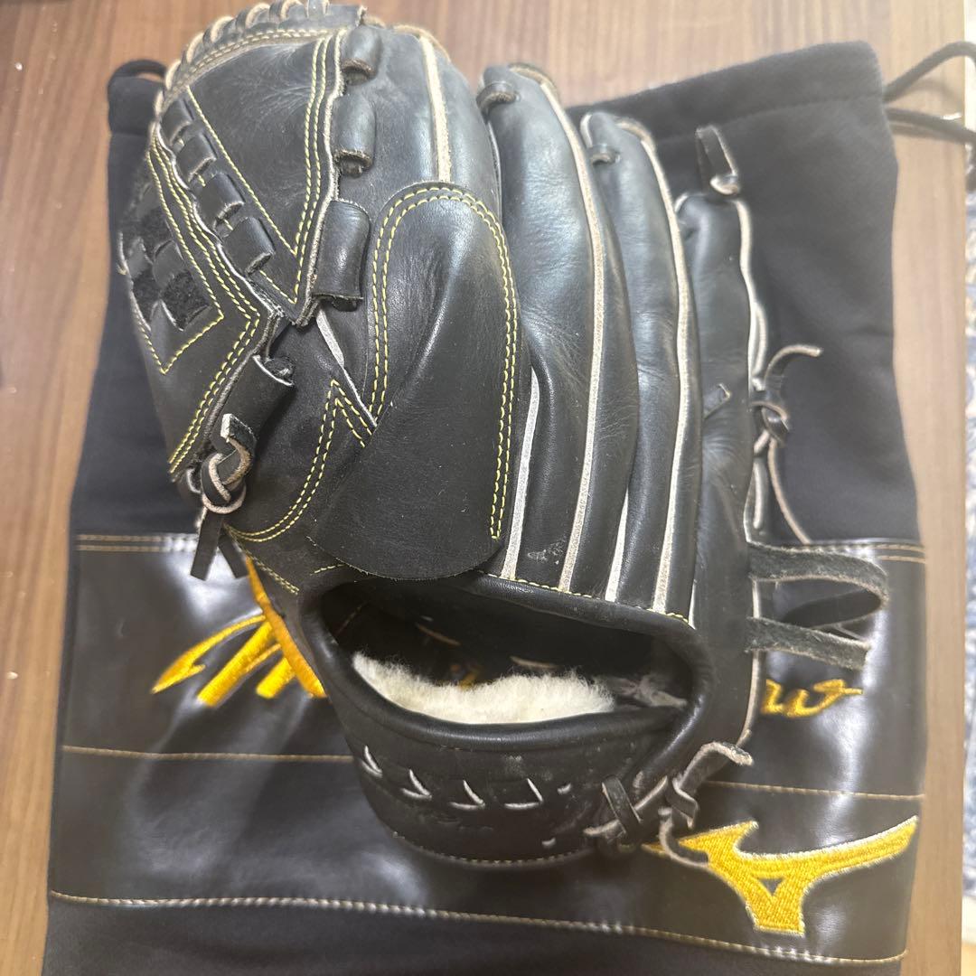 ミズノプロ　軟式　投手用グローブ(左投)