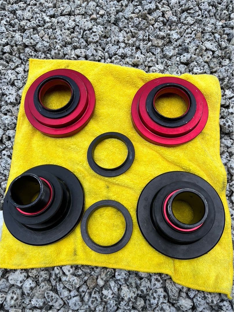 ラルグス　スプリングアダプター Z33 Z34 V35 V36 M35