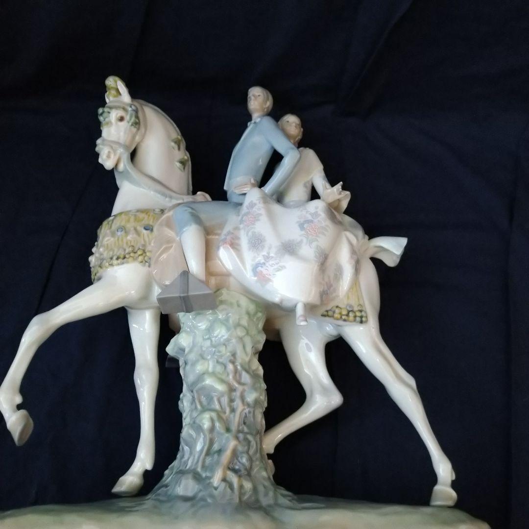 ＊ヨシカネ＊高さ約44cm＊オールドリヤドロ＊【馬上のふたり】＊箱なし