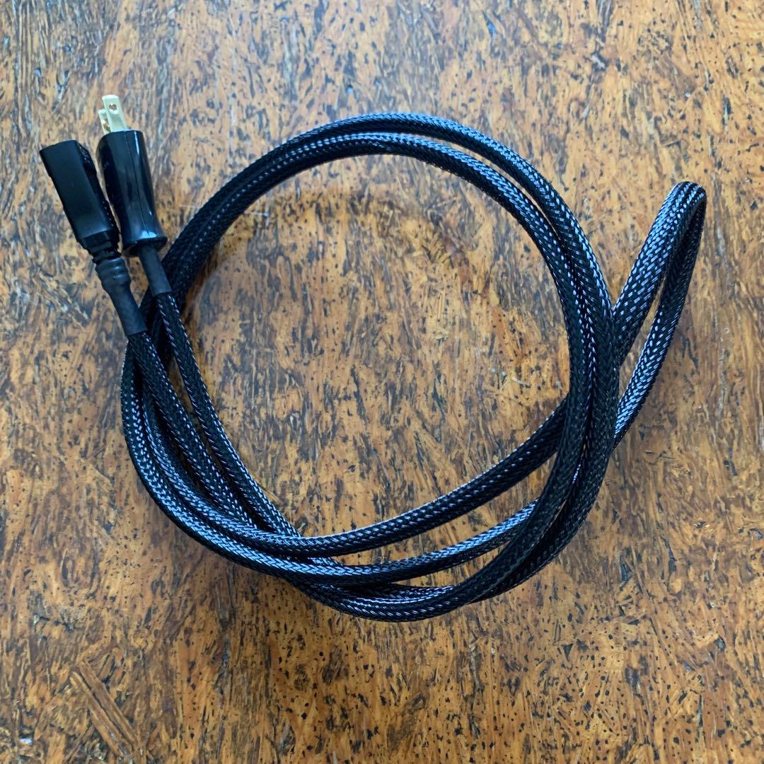 Accuphase T-104FMチューナー