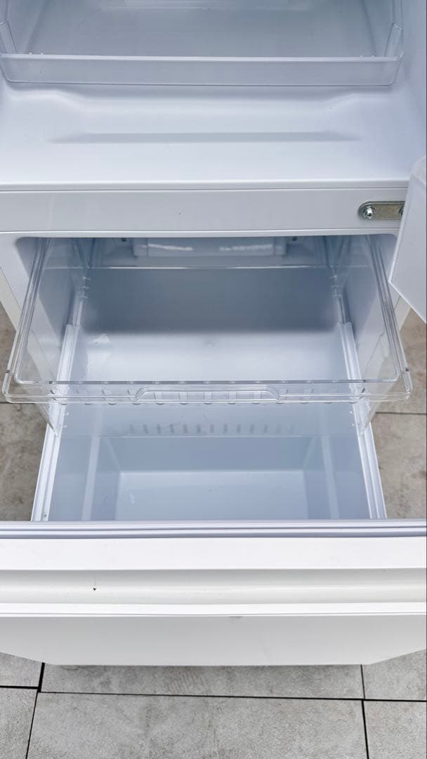 Panasonic 冷蔵庫 NR-B16C2-W 2024年製