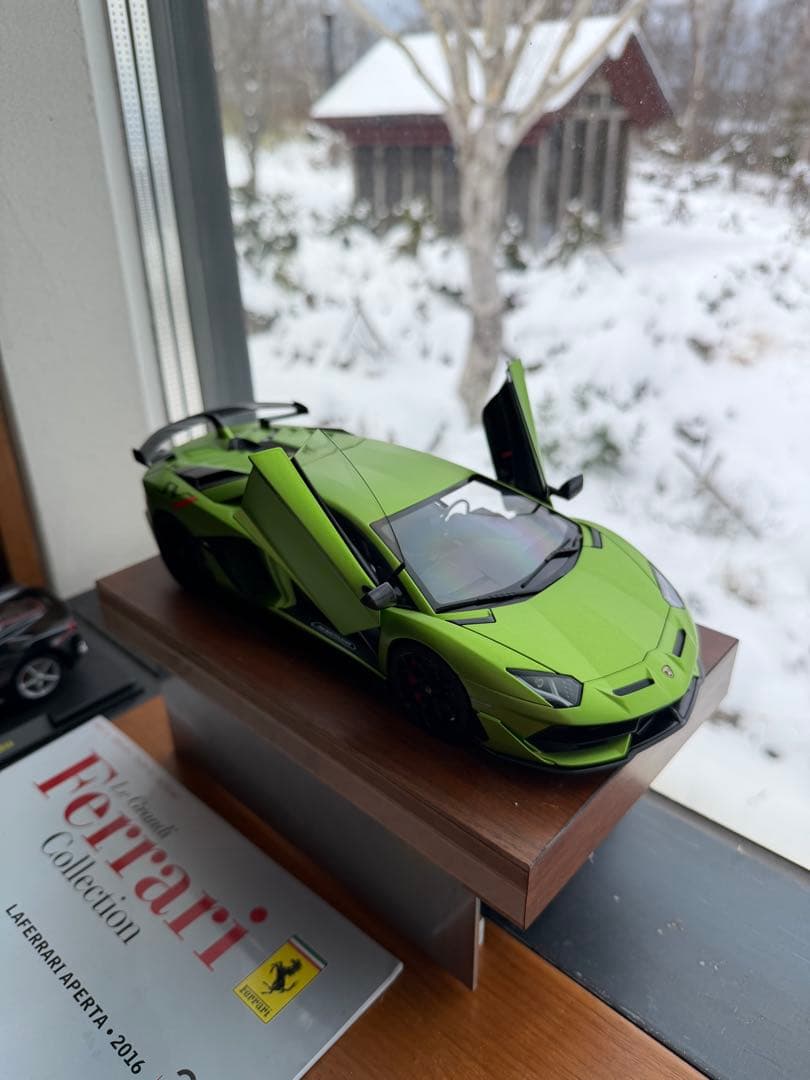 ミニカー Autoart Lamborghini Aventador SVJ 1/18