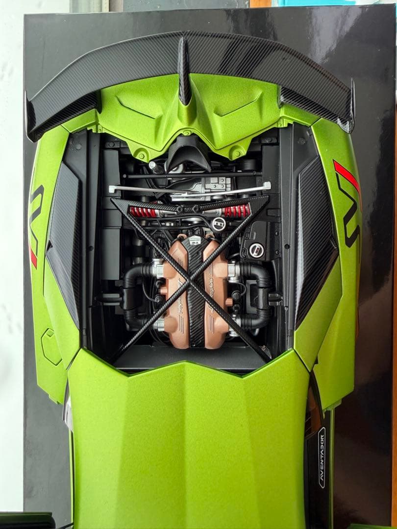 ミニカー Autoart Lamborghini Aventador SVJ 1/18