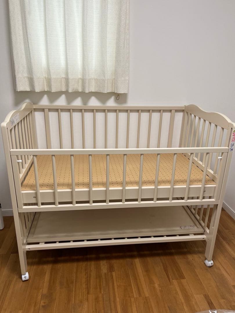 キンタロー アン ハイタイプベビーベッド ホワイト　レギュラーサイズ