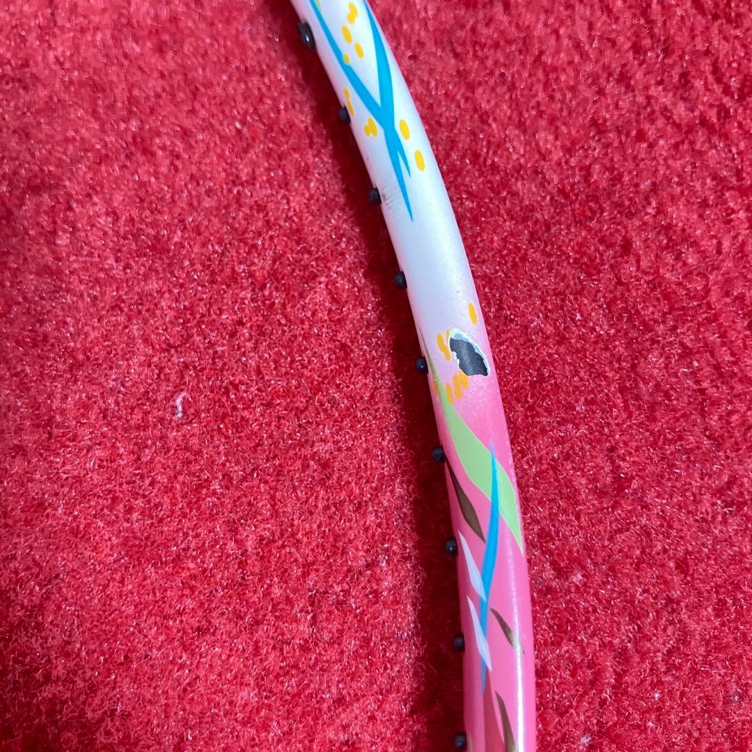 【美品】ヨネックス バドミントンラケット NANOFLARE70