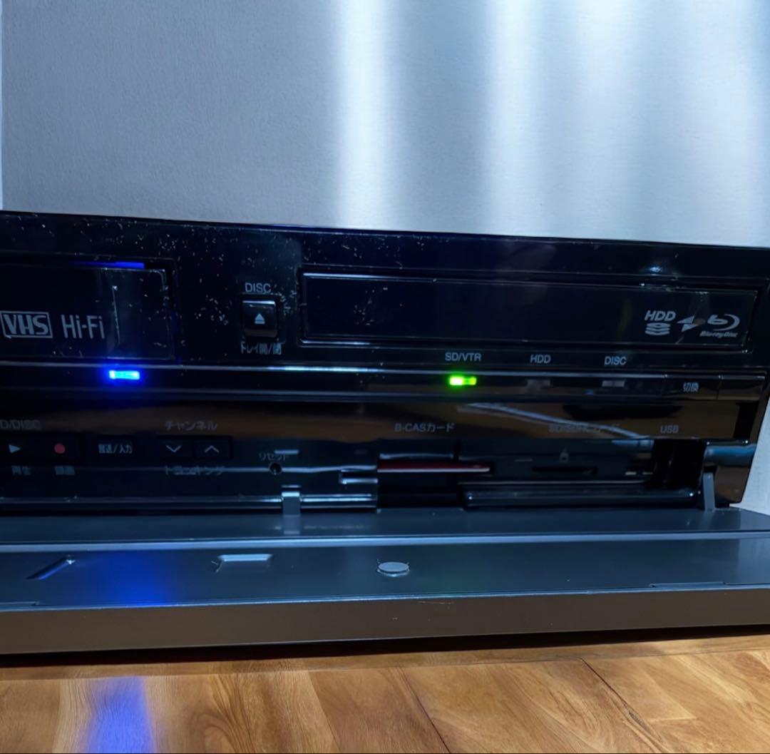 TOSHIBA D-BW1005K VHS/BD/HDD一体式レコーダー 極美品