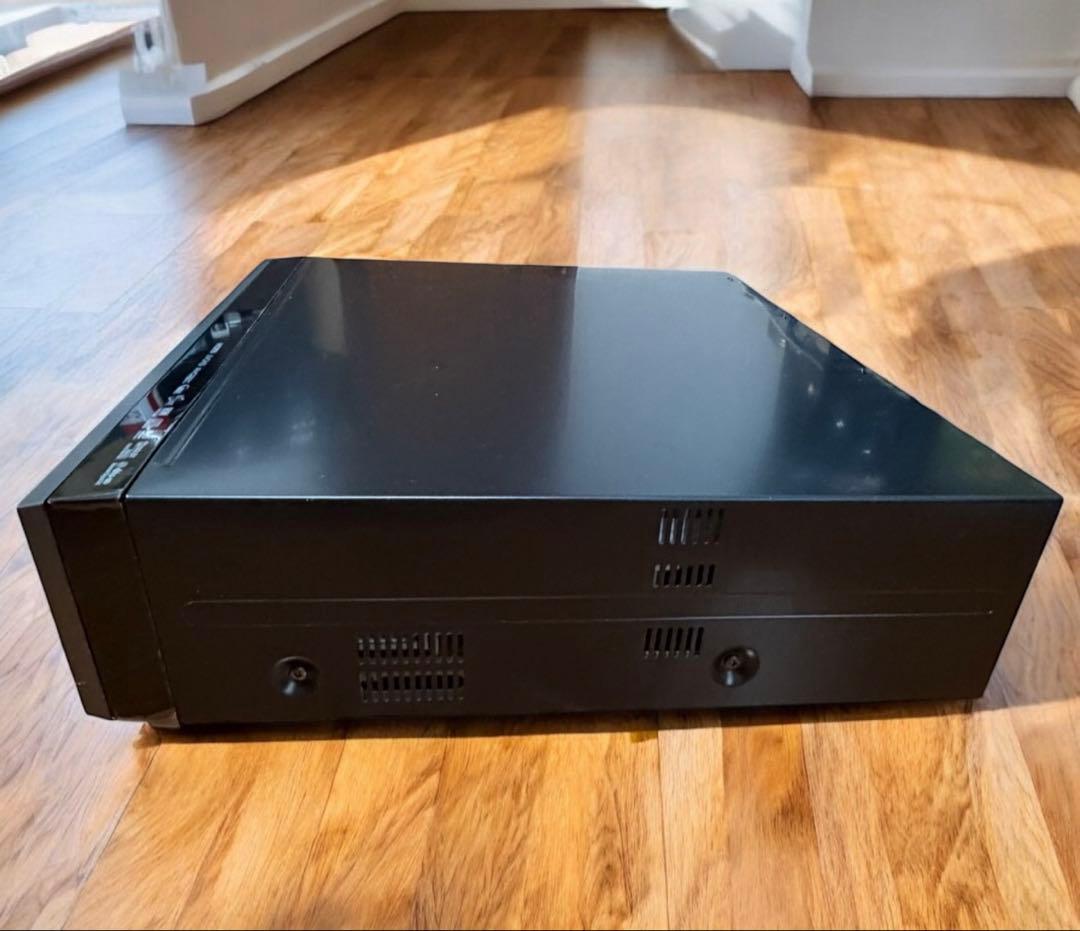 TOSHIBA D-BW1005K VHS/BD/HDD一体式レコーダー 極美品