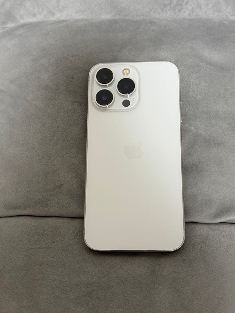 【美品】 Apple iPhone 13 Pro シルバー 本体