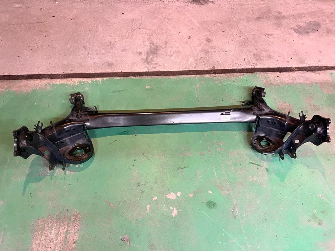 T*ん様 J-LINE ZVW30 プリウス アクスル