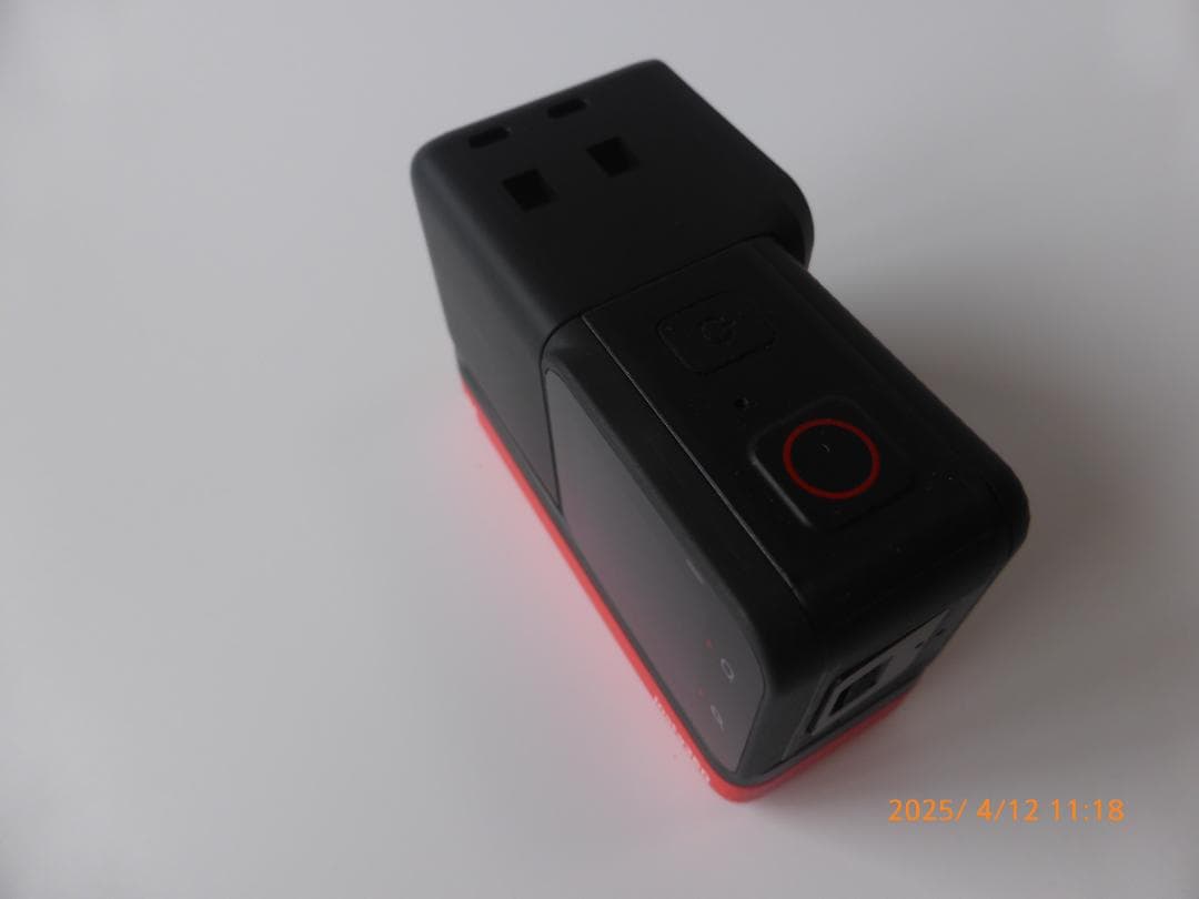 お*ま様 ★極美品★インスタ360/INSTA360 ONE RS 4K版 送料