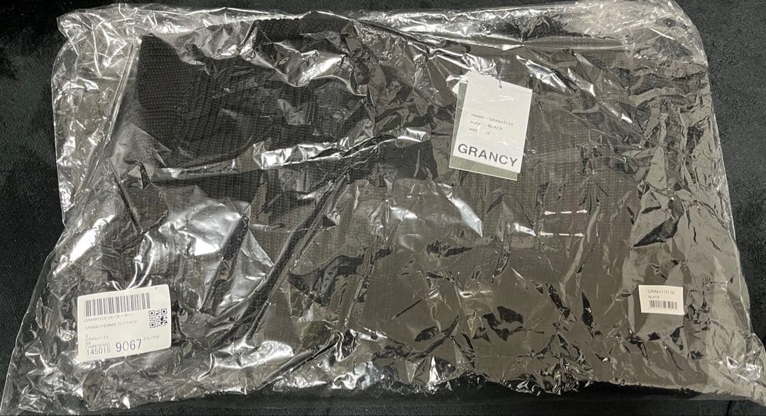 Grancy Pierced Damage Knit / ピアスダメージニット