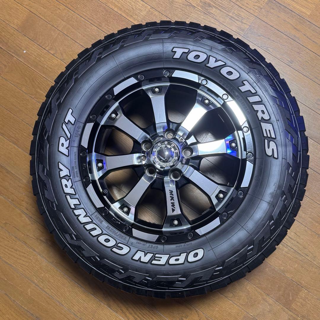 希少デリカD5 MKW MK-46 235/70R16 OPEN COUNTRY