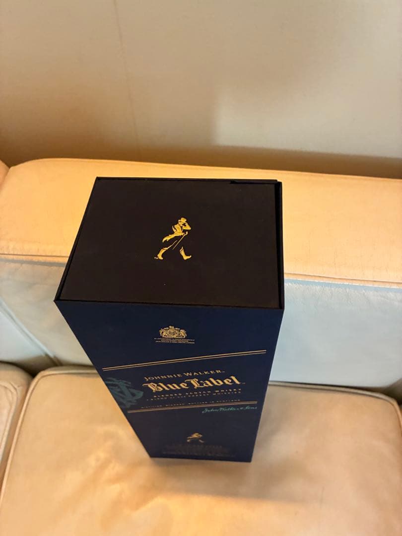 ジョニー・ウォーカー ブルーラベル ギフトボックス入り　新品　無開封