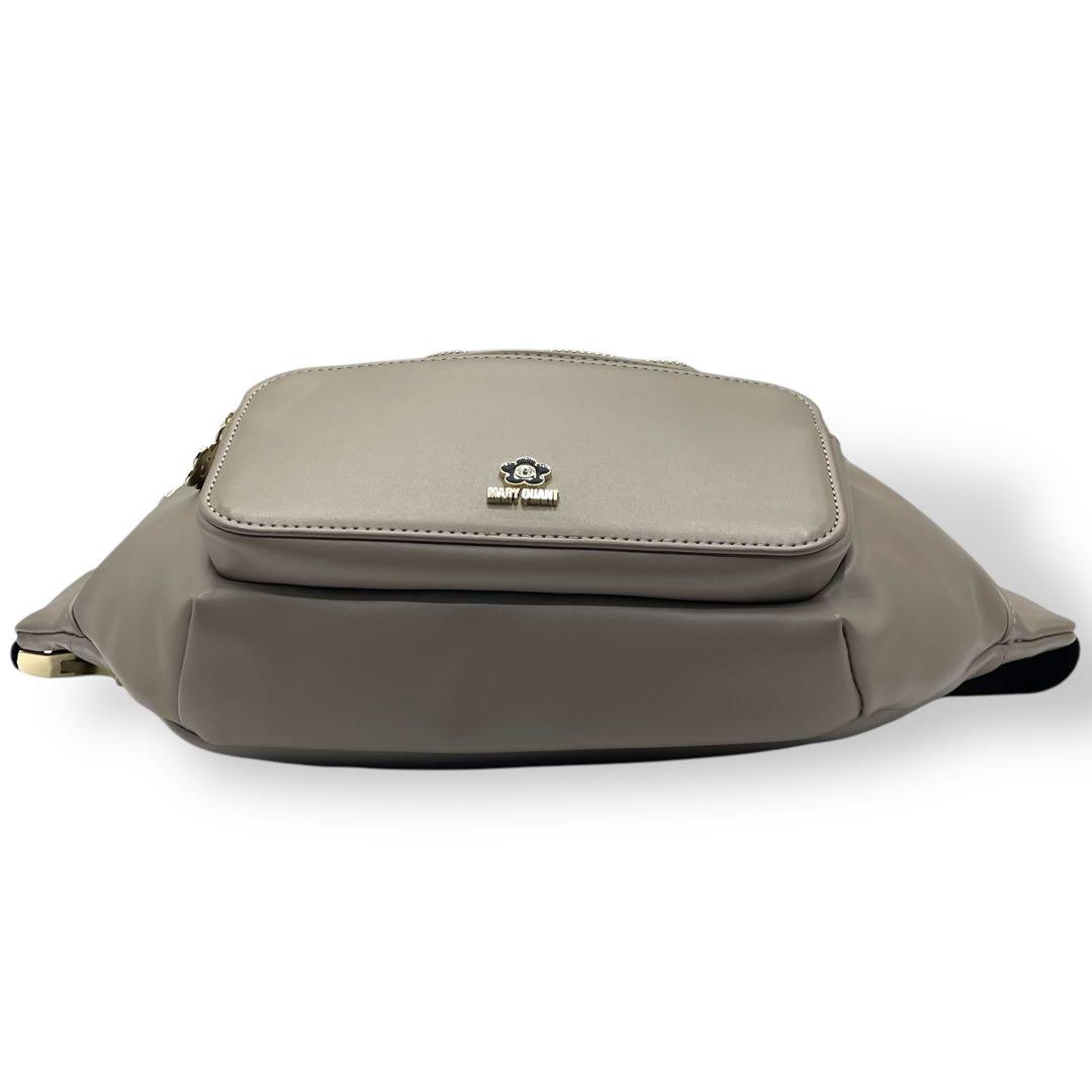 新作　極美品　マリークワント　ウエストポーチ　ボディバッグ　レザー　グレージュ