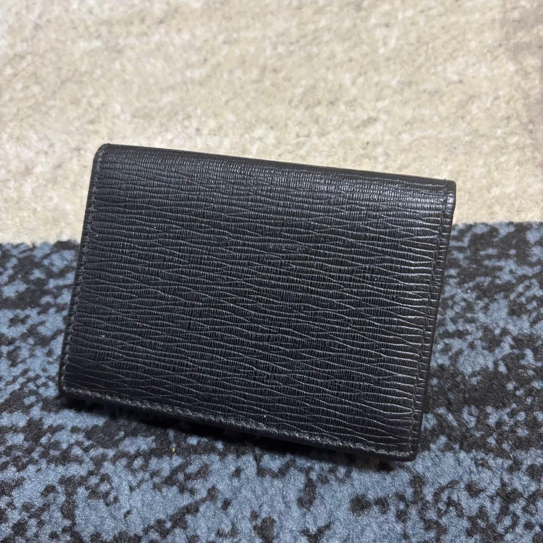 フェラガモ 名刺入れ