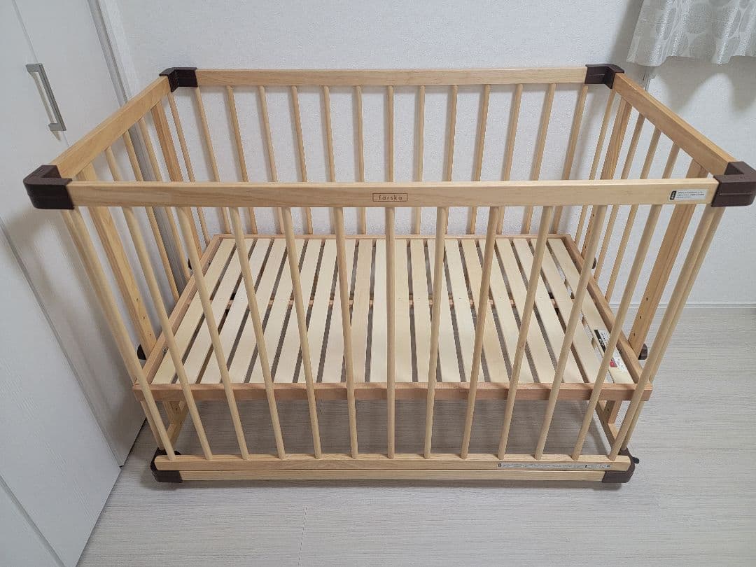 ファルスカ ベッドサイドベッド 03