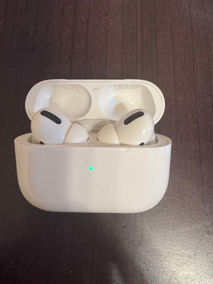 AirPods Pro 本体 ホワイト 充電ケース付き