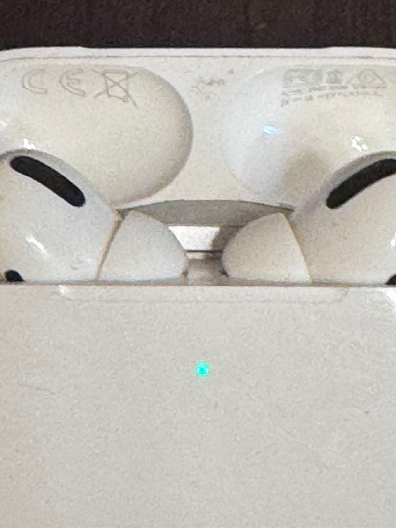 AirPods Pro 本体 ホワイト 充電ケース付き