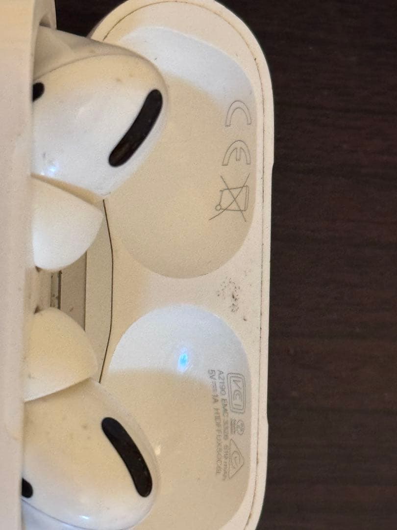 AirPods Pro 本体 ホワイト 充電ケース付き