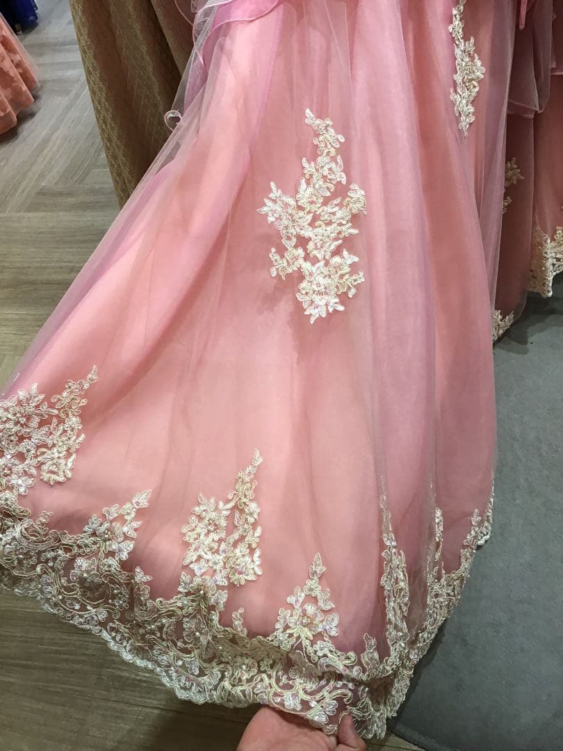 エメ。カラードレス