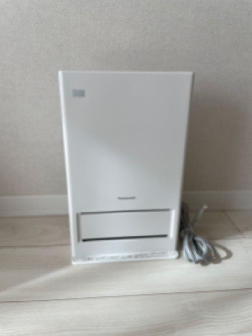 パナソニック　セラミックファンヒーター　DS-FZX1200 nanoeX搭載