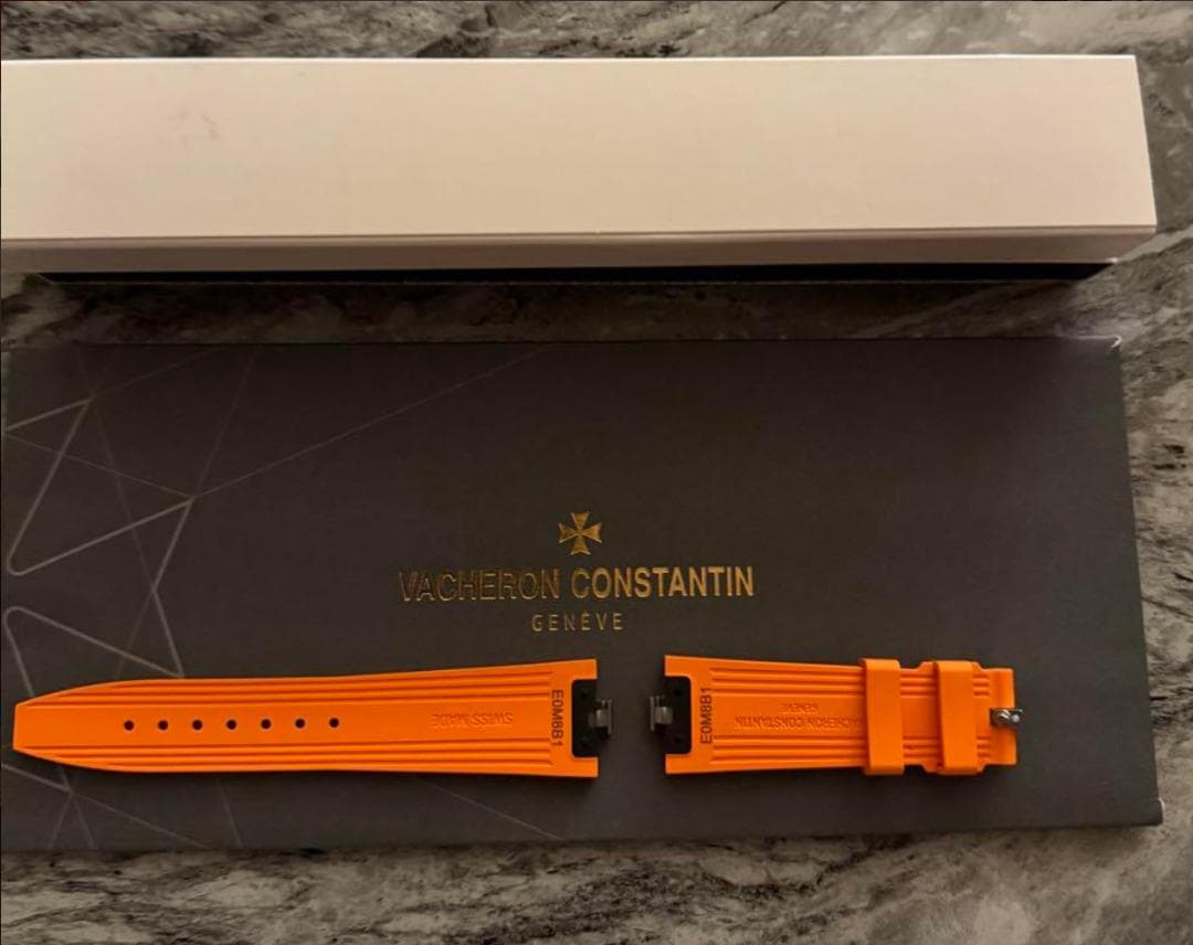 ヴァシュロンコンスタンタン オーヴァーシーズ ラバーベルト