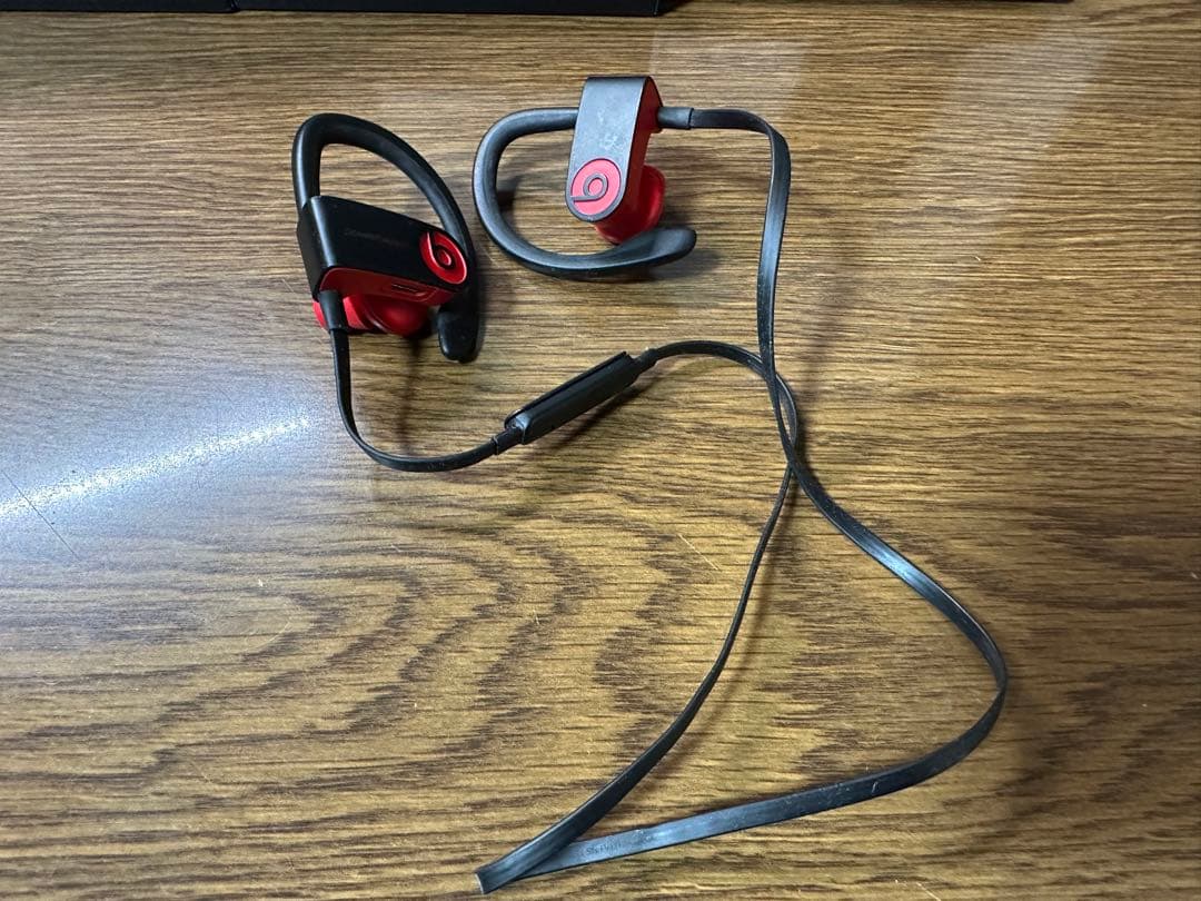 ヘッドホン Beats Solo3 Wireless & Powerbeats3