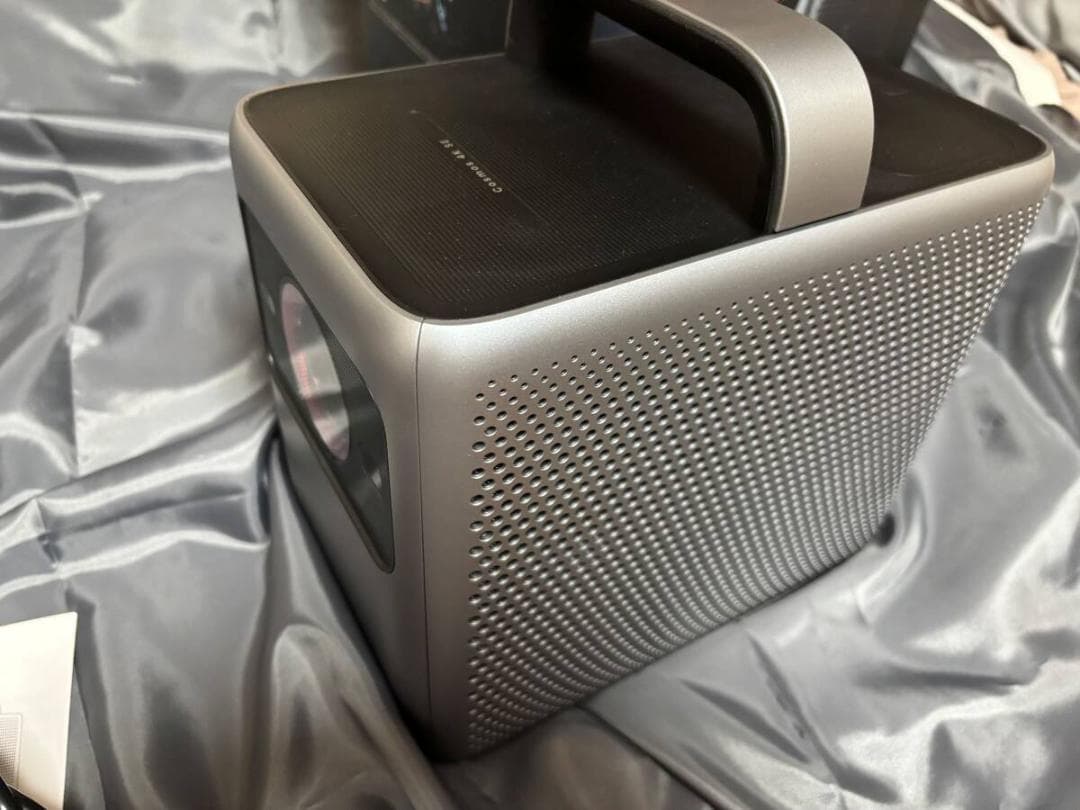 Anker Nebula Cosmos 4K SE 4Kプロジェクター