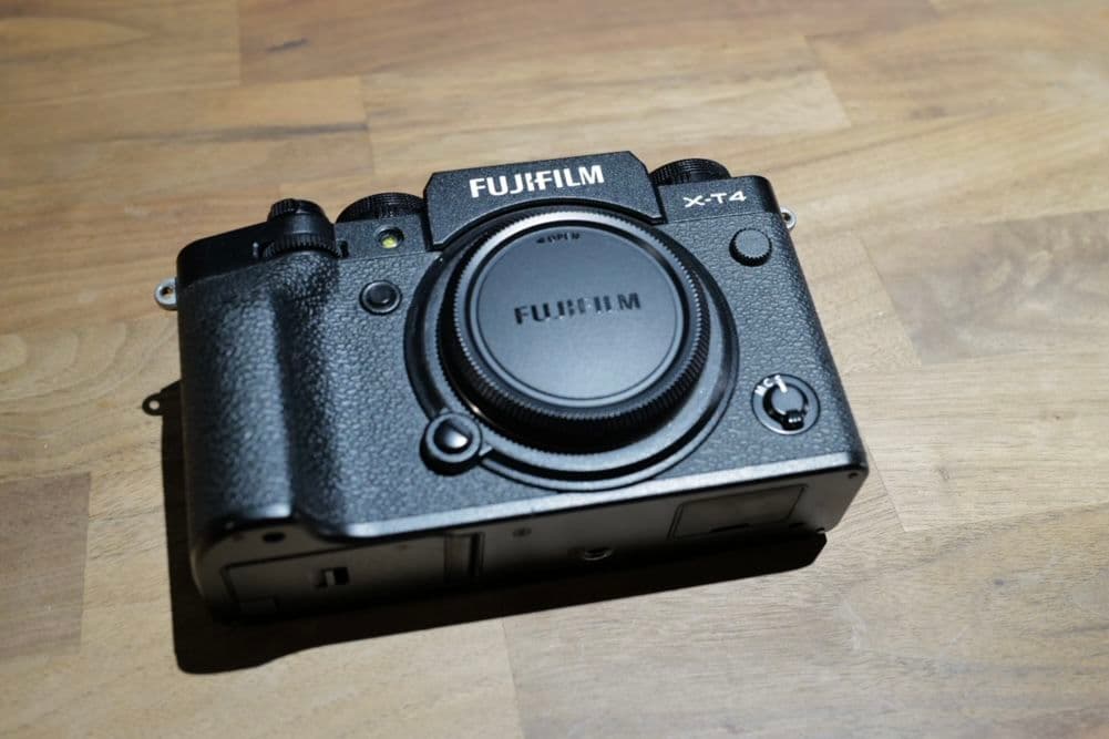 FUJIFILM フジフイルム X-T4 カメラ