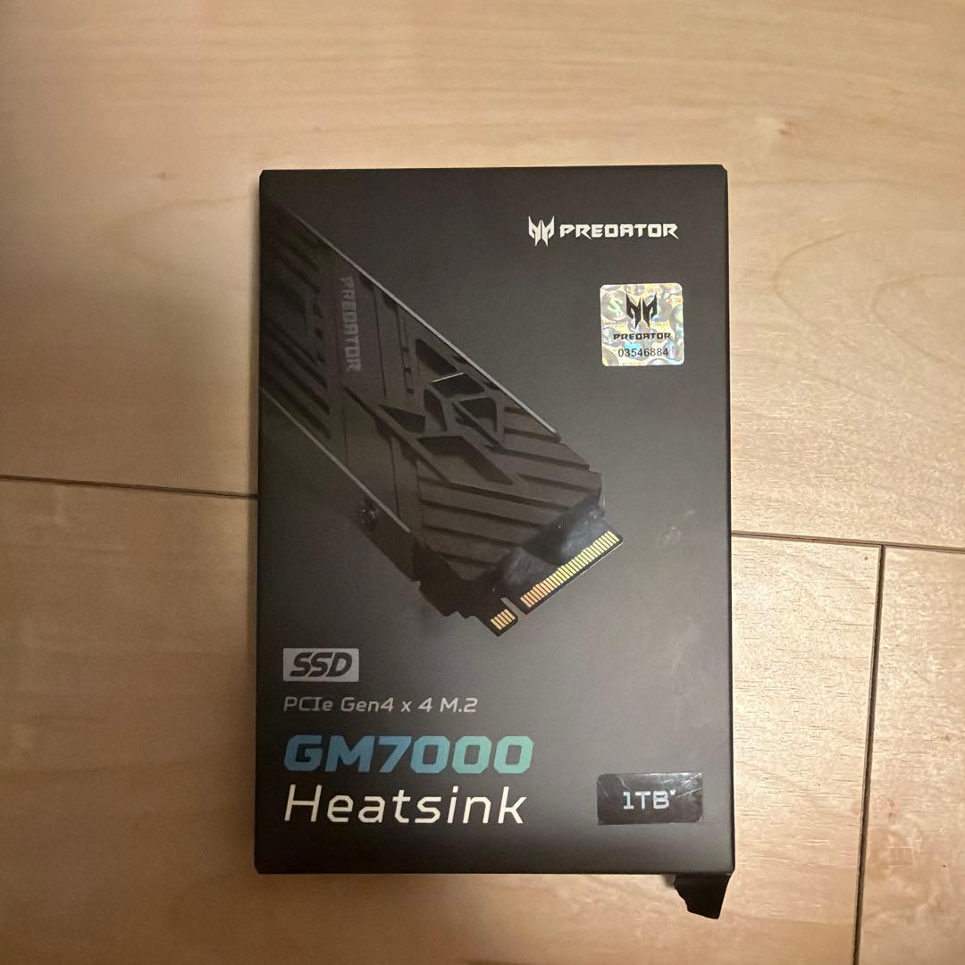 【ほぼ新品】PS5対応 M.2 SSD 1TB ヒートシンク付 GM7000
