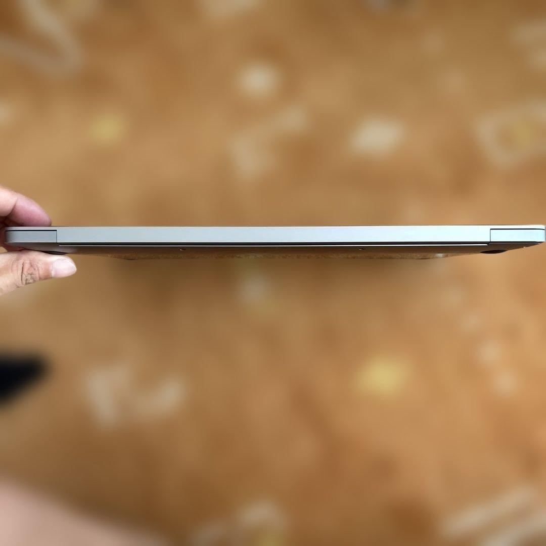 超美品MacBook Air 2020 A2337 M1 8GB 250GB