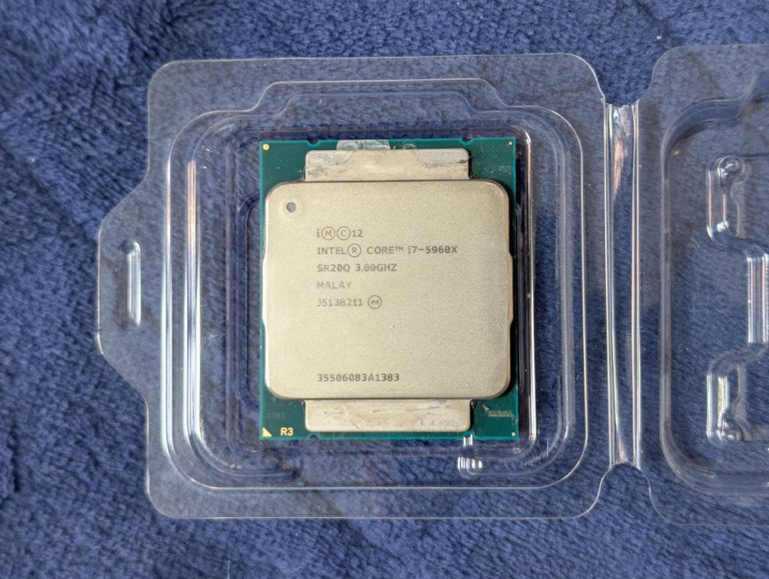 【中古】インテル Intel i7-5960X 3.0 GHz